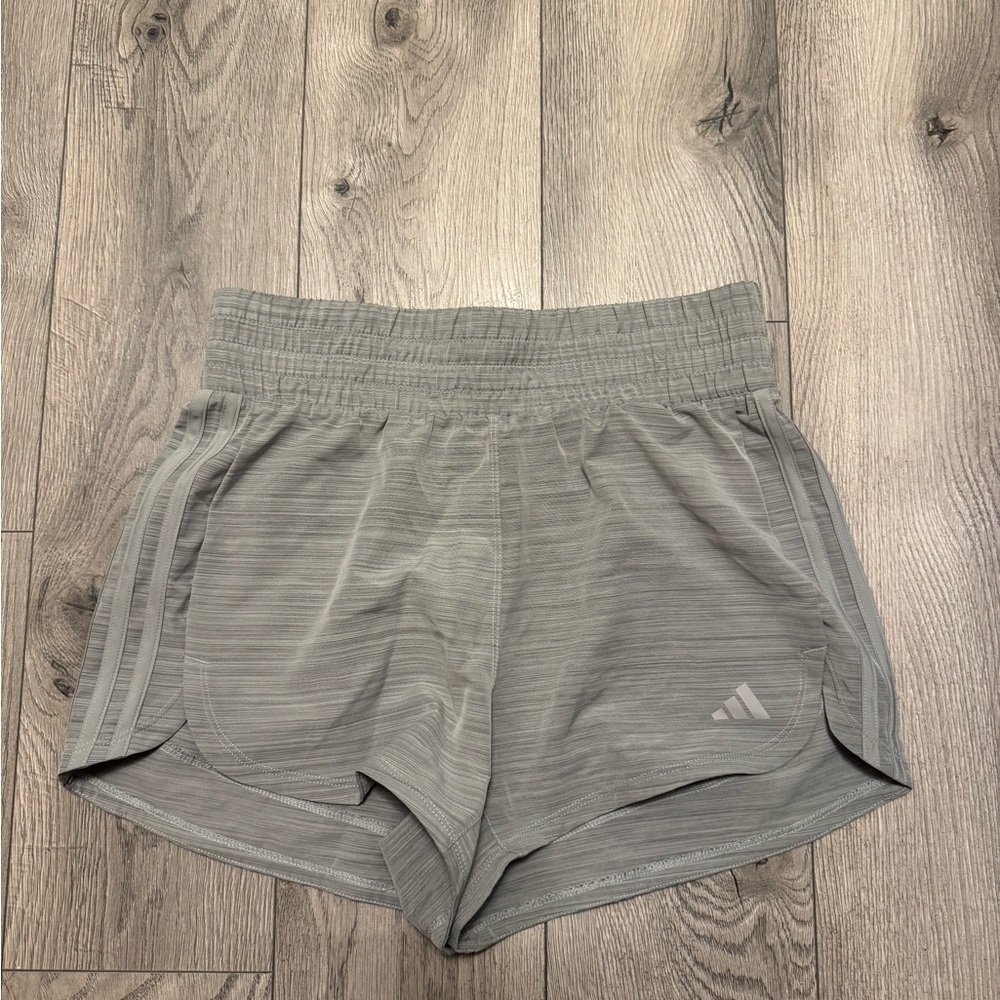 Adidas Light Grey Running Training Shorts Women’s Small